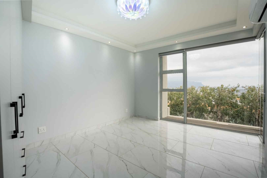5 Bedroom Property for Sale in Fairhaven Country Estate Western Cape